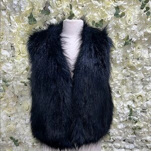 Elegant Black Faux Fur Vest